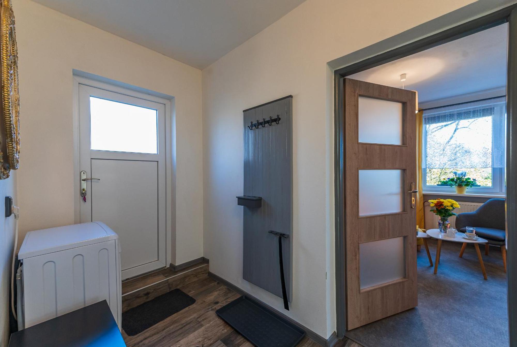 Komarice Ubytovani Na Samote - Apartman U Tesaru מראה חיצוני תמונה